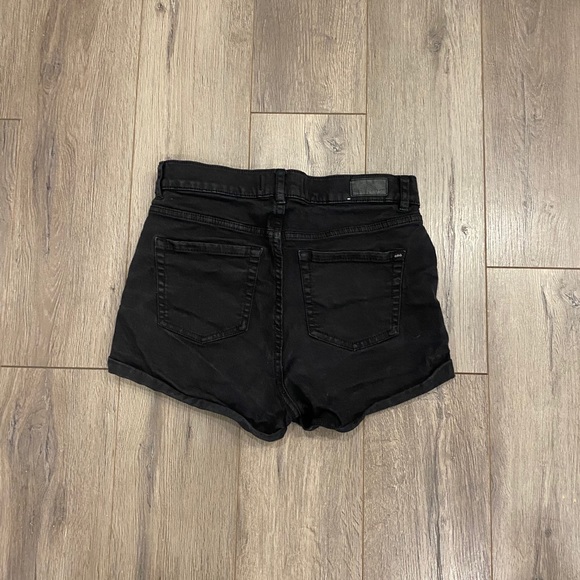 Black jean shorts - Picture 3 of 3